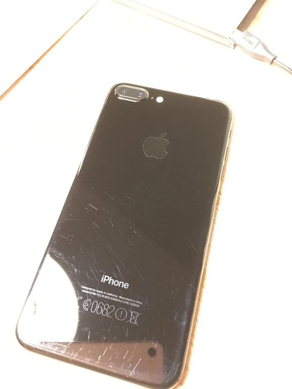 Neden iPhone 7 Black Jet Almamalıyım ? 4